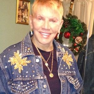 Levi jacket, vintage,M., Embellished with just the right bling. one of a kind.